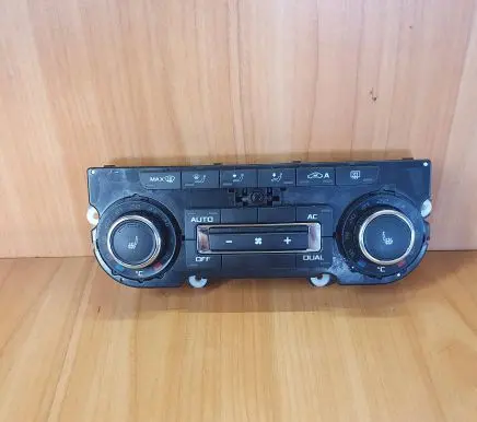 Skoda Superb B6 (3T) Climate control unit 3T0907044BL 5HB00974975 SW0506