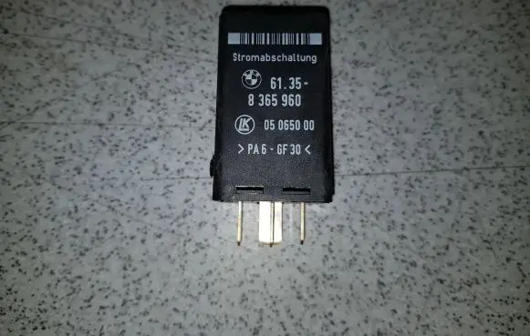 BMW 5 E39 Other relay 61358365960 05065000
