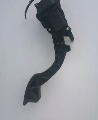 Ford Focus Accelerator throttle pedal 4M519F836AH