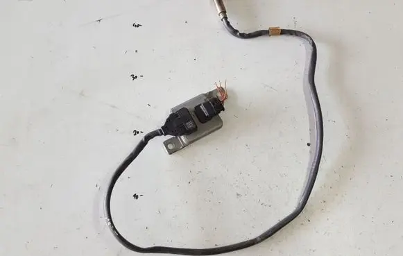 Audi A4 S4 B8 8K Lambda probe sensor 8K0907807J