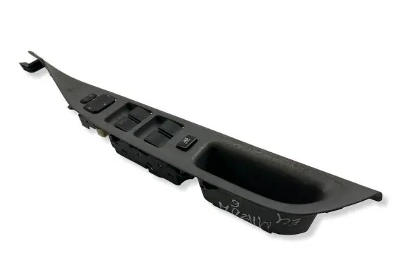 Mazda 6 Electric window control switch GJ6A684L6