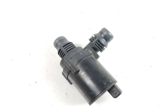 BMW X5 F15 Electric auxiliary coolant/water pump 9197085 702078340 17T1930059