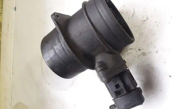 Volkswagen Phaeton Mass air flow meter 0281002461