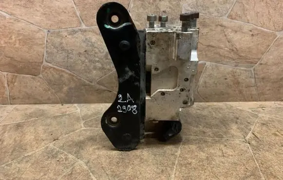 Mercedes-Benz GLE (W166 - C292) Hydraulic servotronic pressure valve 0153641