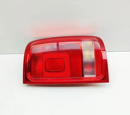 Volkswagen Amarok Rear/tail lights 2H2945096C