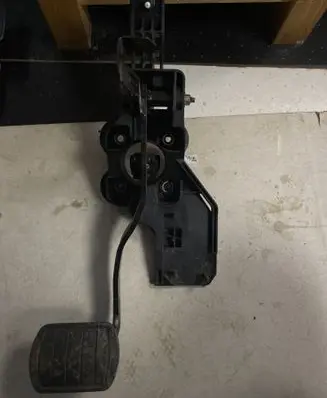 Peugeot Rifter Brake pedal 9814361880