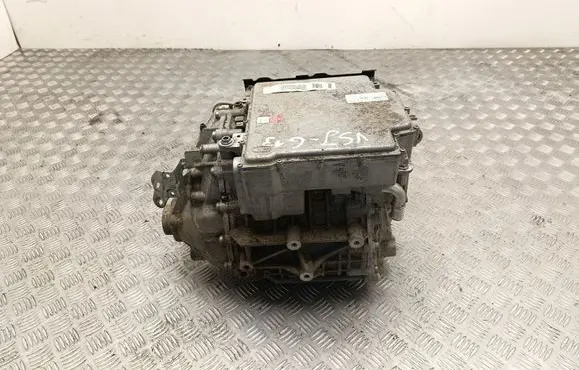 Skoda Enyaq iV Electric car motor 1EA907230J 1EA901132Q 0EJ903052E
