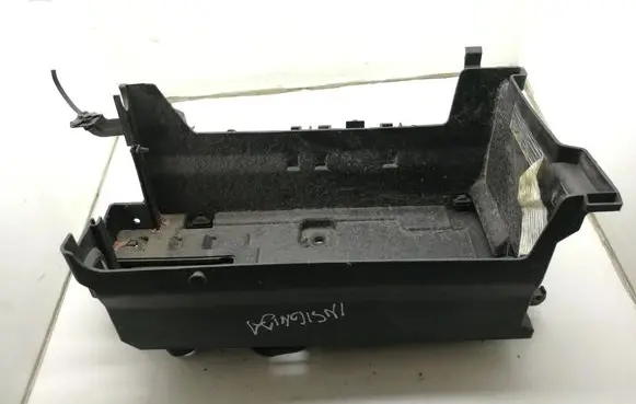 Battery box tray