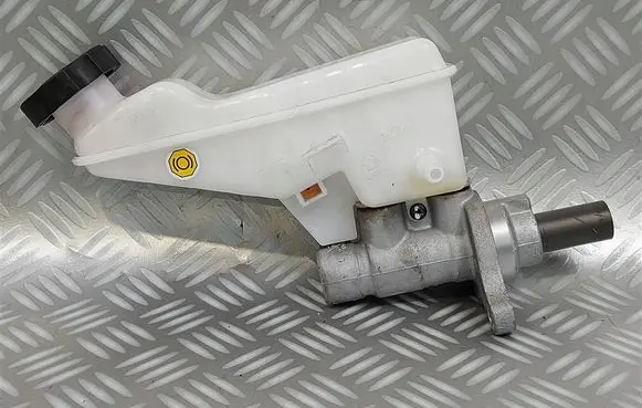 KIA Ceed Master brake cylinder G358561000