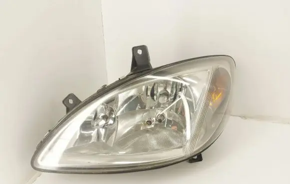 Mercedes-Benz Vito Viano W639 Headlight/headlamp 24670300