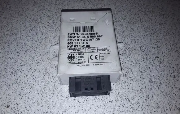 BMW 5 E39 Immobilizer control unit/module 61356905667 6905667