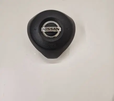 Nissan Leaf II (ZE1) Steering wheel airbag 0589P1000736