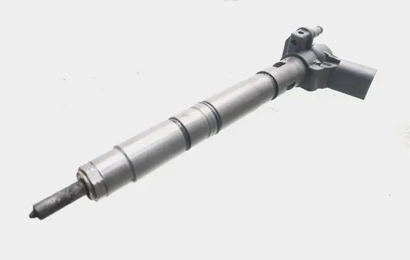 Audi A6 S6 C6 4F Fuel injector 03L130277 0445116030