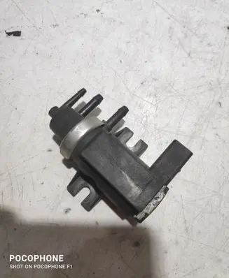 Volkswagen Phaeton Turbo solenoid valve 1J0906627C
