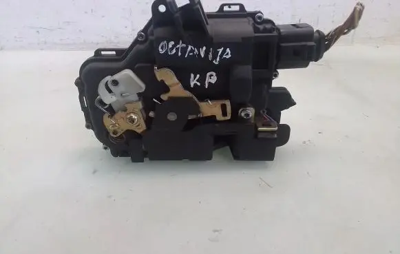 Skoda Octavia Mk1 (1U) Front door lock