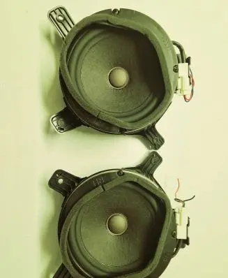 Hyundai Genesis Rear door speaker 963302M100 963302M200