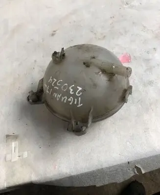 Volkswagen Tiguan Coolant expansion tank/reservoir 5q0121407