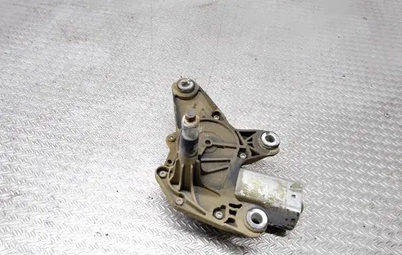 Dodge Durango Rear window wiper motor