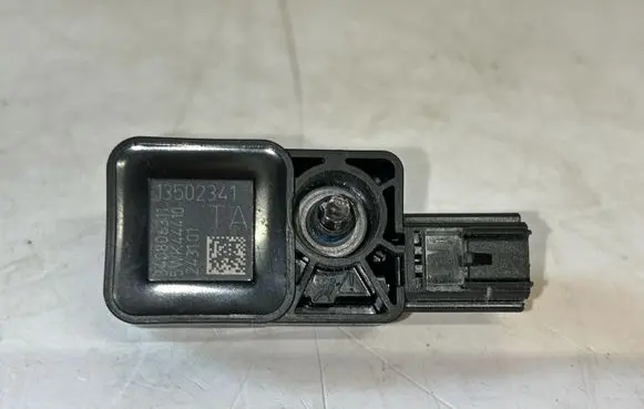 Opel Insignia A Airbag deployment crash/impact sensor 13502341