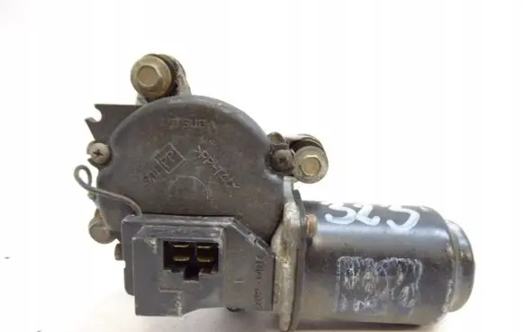 Mazda 323 F Wiper motor BJ3D-67-340D