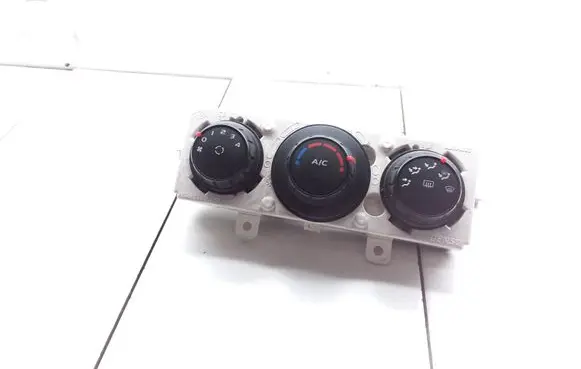 Opel Movano B Climate control unit 275107490R 5L7741100