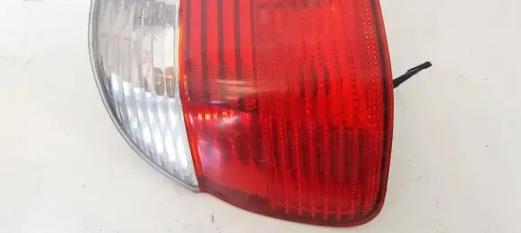 BMW 5 E39 Rear/tail lights 6902531 393390