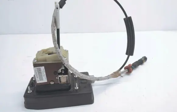 Citroen C5 Gear selector/shifter in gearbox 9681617780