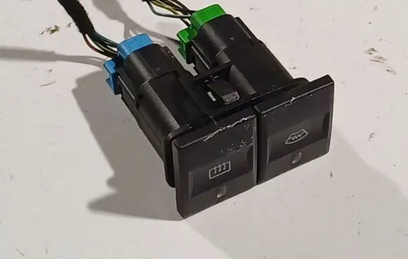 Ford Mondeo Mk III Windscreen/window heater switch 1s7T18K574AA 1s7T-18K574-AA