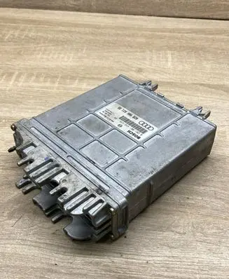 Audi A4 S4 B5 8D Engine control unit/module ECU 028906021BD 0281001438 0281001439