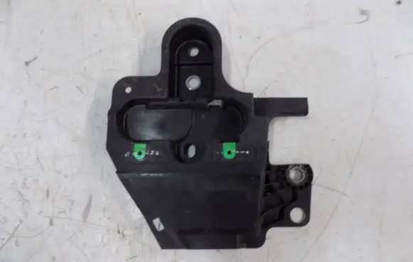 Volvo XC40 Radiator support slam panel bracket 32226494