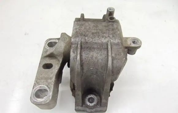 Volkswagen Eos Engine mount vacuum valve 