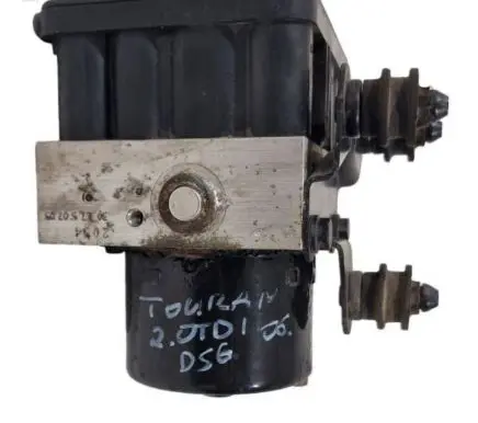Volkswagen Touran I ABS Pump 1K0907379Q 10020601804 1K0614517M
