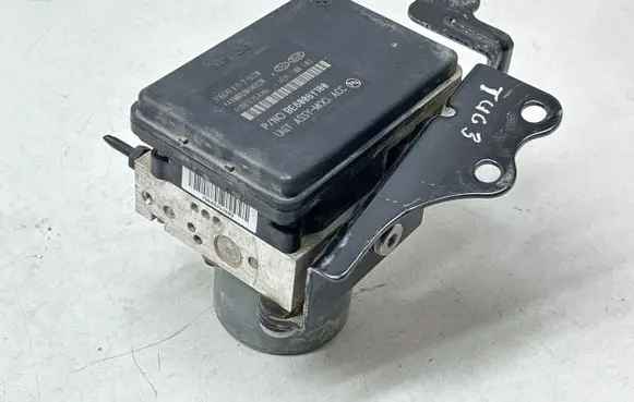 Hyundai Tucson TL ABS Pump 58920D7540 BE6008Y100 A1001215AHH