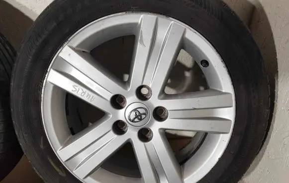 Toyota Auris 150 R17 alloy rim 