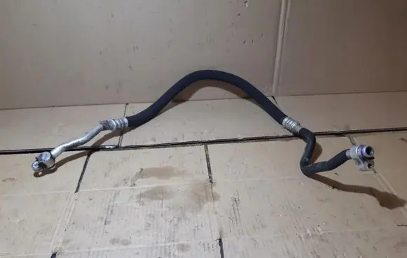 Audi A6 C7 Air conditioning (A/C) pipe/hose