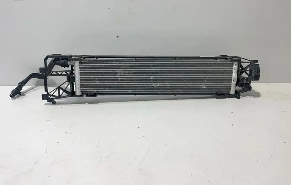 BMW X7 G07 Coolant radiator 8472304 8472308