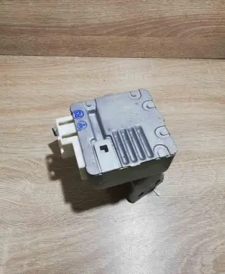 Toyota Prius (XW20) Power steering control unit/module 8965047091 1129000900