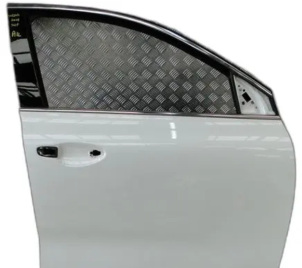 KIA Sorento Front door 