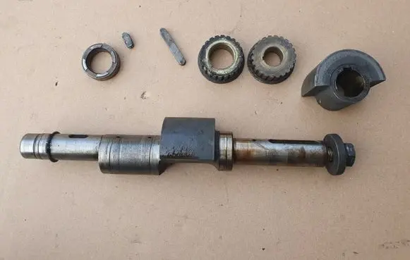 Volkswagen Golf II Supercharger 037145408 037145407