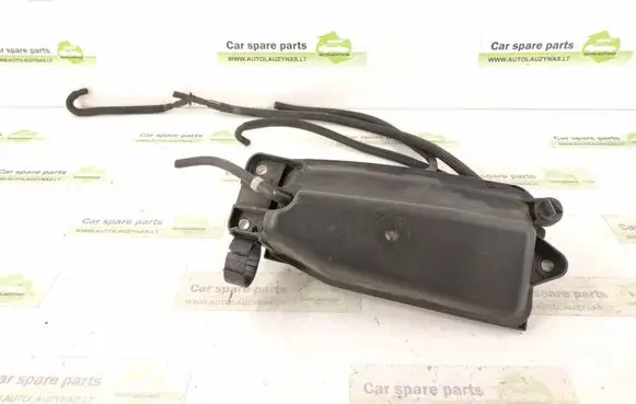 Intake resonator