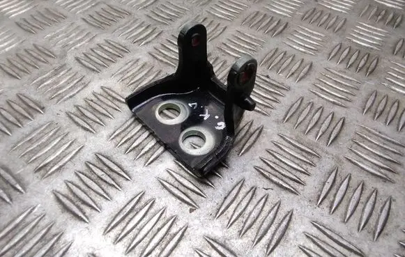 Peugeot 308 Rear door upper hinge