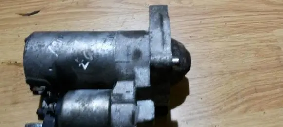Peugeot 307 Starter motor 1005821815 dci