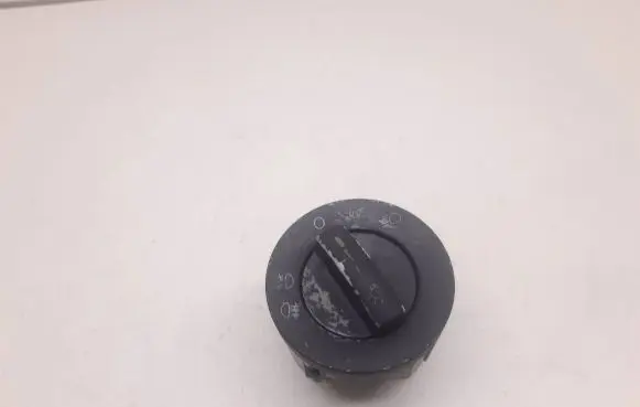 Volkswagen Touareg I Light switch 7L6941431C 04054923