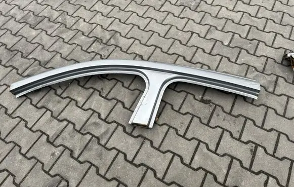 Ford Kuga III Front bodywork piece DG24735
