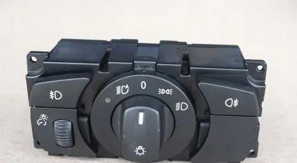 BMW 5 E60 E61 Light switch 6953735