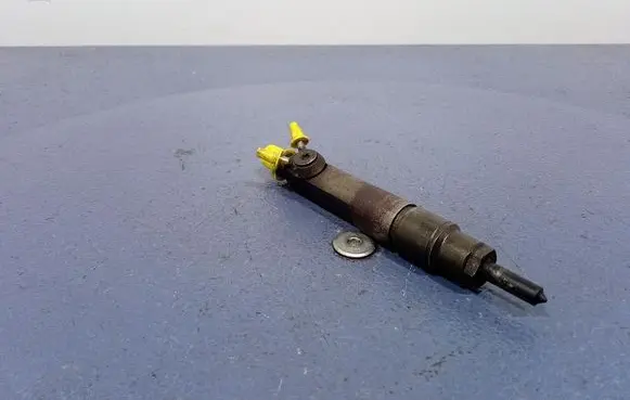 Volvo S70 V70 V70 XC Fuel injector 046130201F