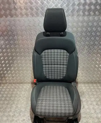MG ZS Front driver seat PK16908