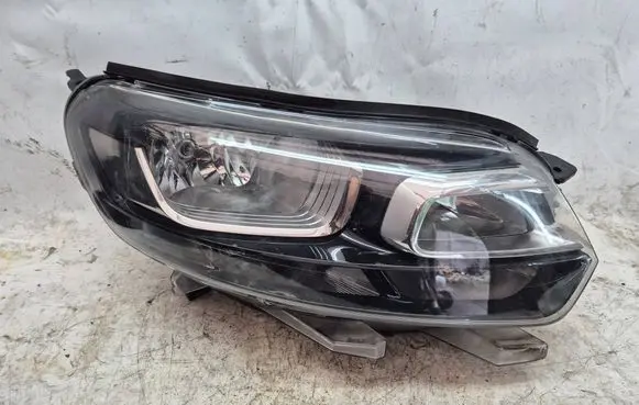 Citroen Jumpy Headlight/headlamp 980567680