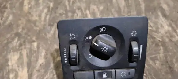 Volvo V50 Light switch 30739298