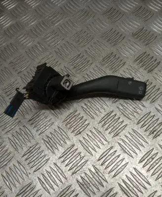 Volkswagen Golf V Wiper control stalk 1K0953519
